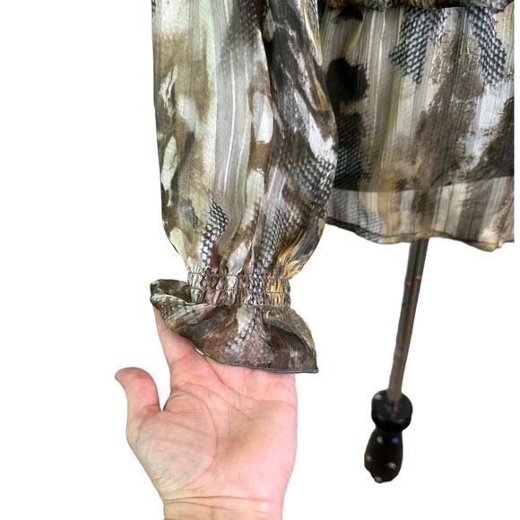 Mushka by Sienna Rose sheer embellished V-Neck Long Sleeve Blouson size S - Picture 11 of 15